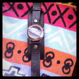 Black leather fossil watch